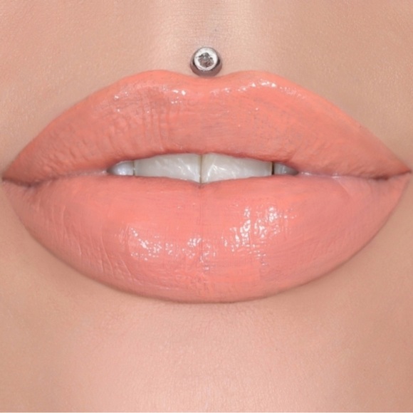 Entwined Jeffree Star Supreme Gloss Nude Brand New in Box Authentic - Picture 6 of 7